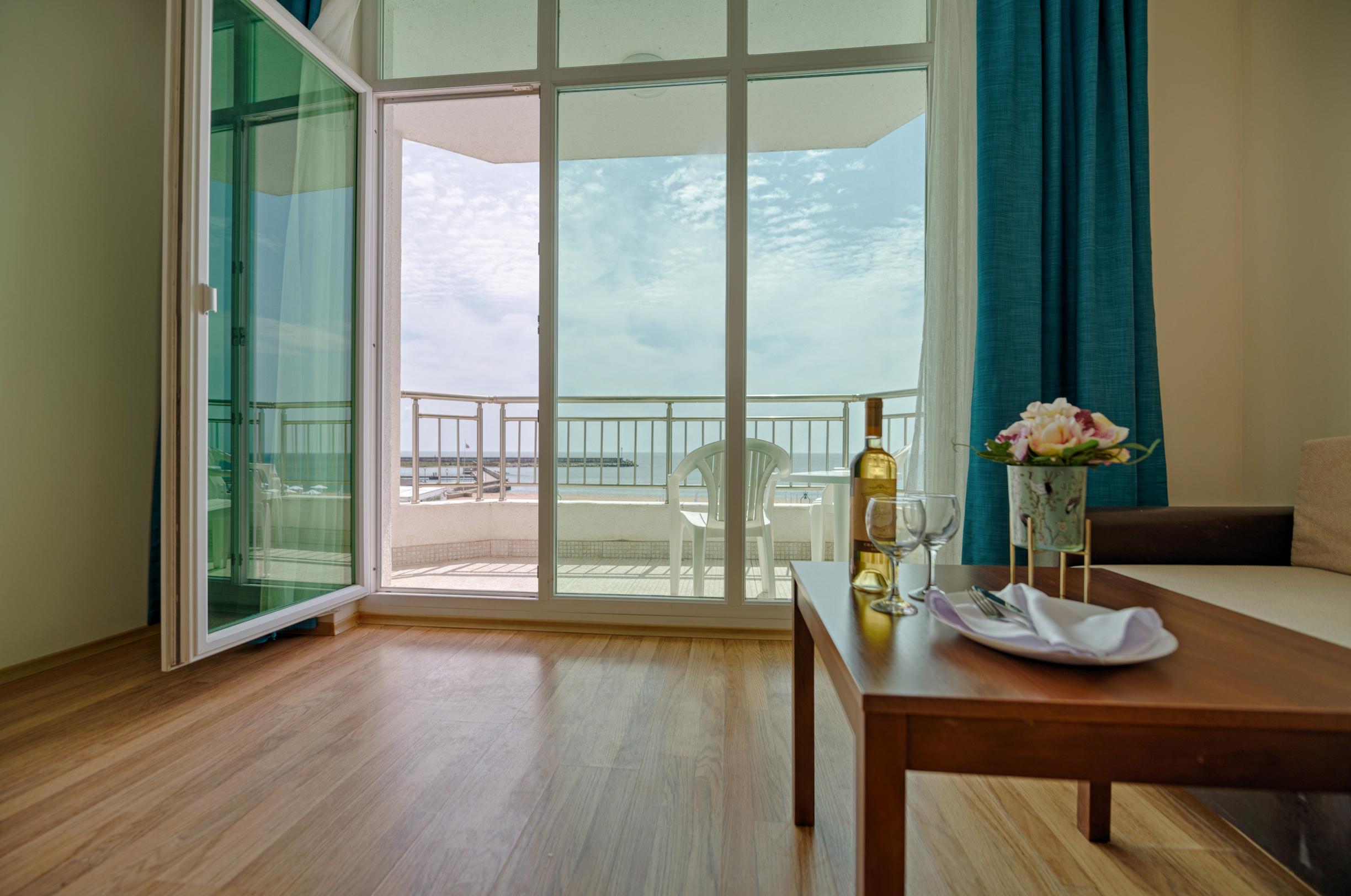 Berlin Golden Beach Hotel Golden Sands Bagian luar foto
