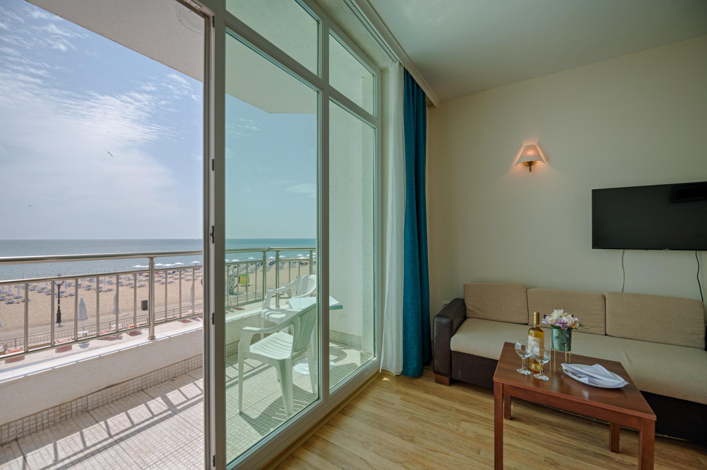 Berlin Golden Beach Hotel Golden Sands Bagian luar foto