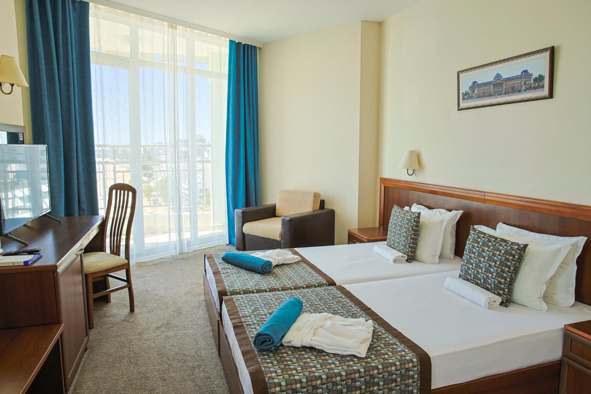 Berlin Golden Beach Hotel Golden Sands Bagian luar foto
